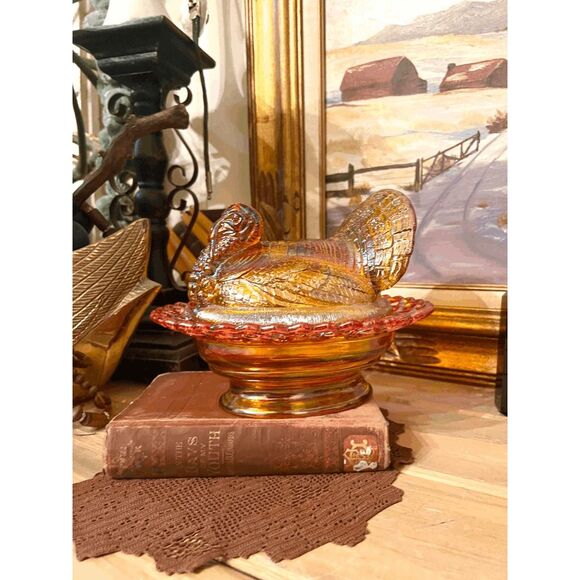 Large Marigold Carnival Glass Turkey on Nest Dish – Lace Edge Trinket Box – Moss - Picture 1 of 6